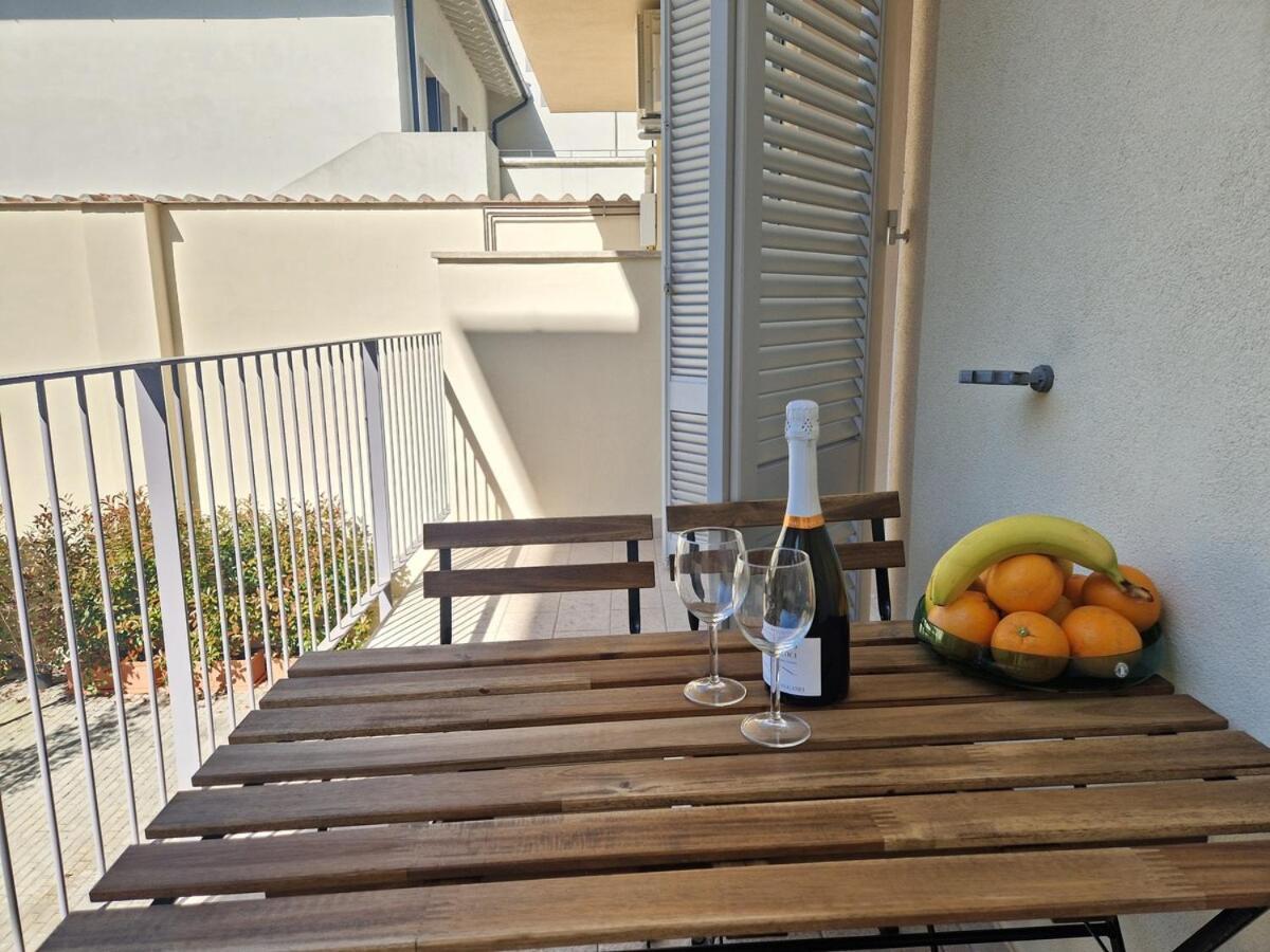 Homeby, Terrace Apartment Francesca Florence Buitenkant foto